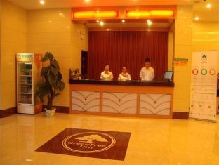 Greentree Inn Nanchang Bayi Square Dieshan Road Express Hotel מראה חיצוני תמונה